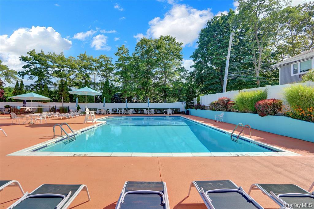 81 Finch # 2B, Islip, NY 11751