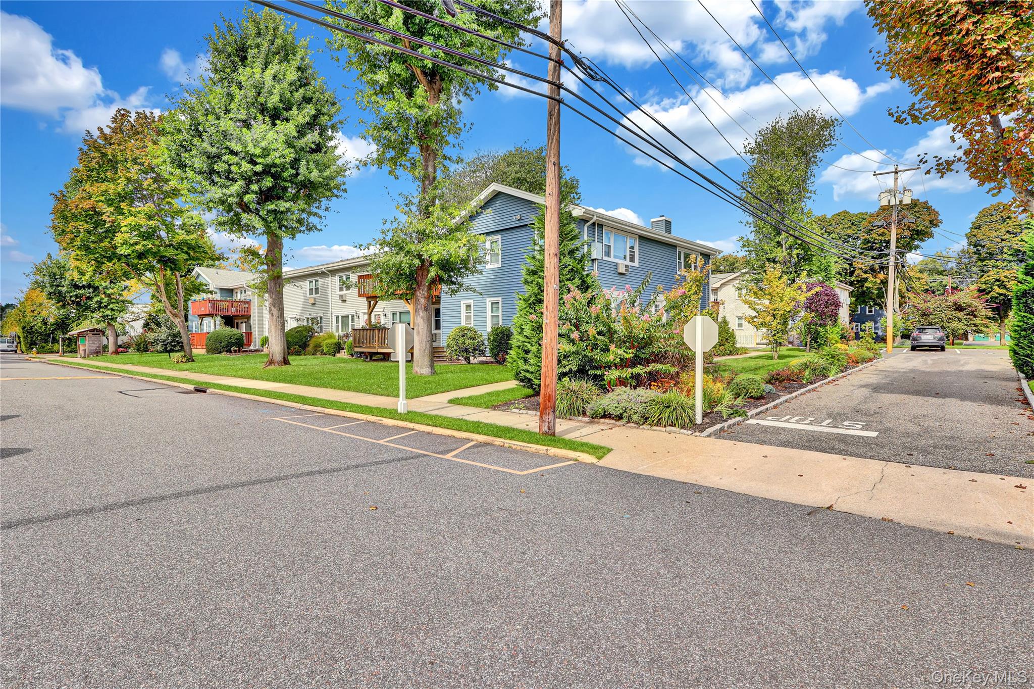 81 Finch # 2B, Islip, NY 11751