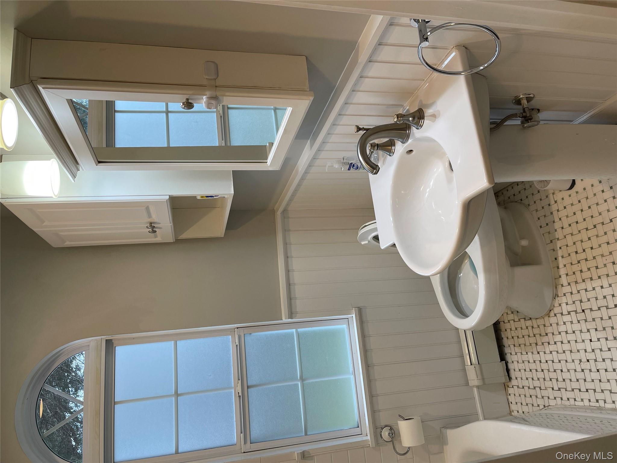 94 New York Avenue, Sound Beach, NY 11789