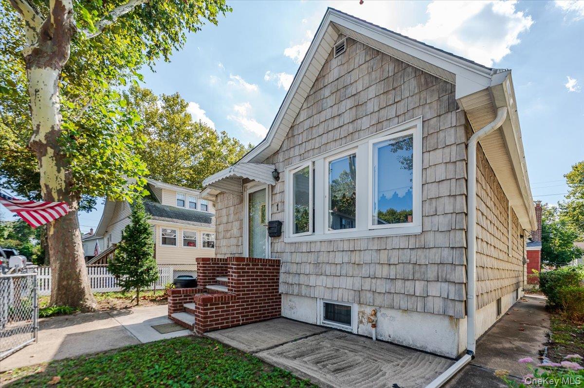 1 Oak Avenue # 1, Bronx, NY 10465