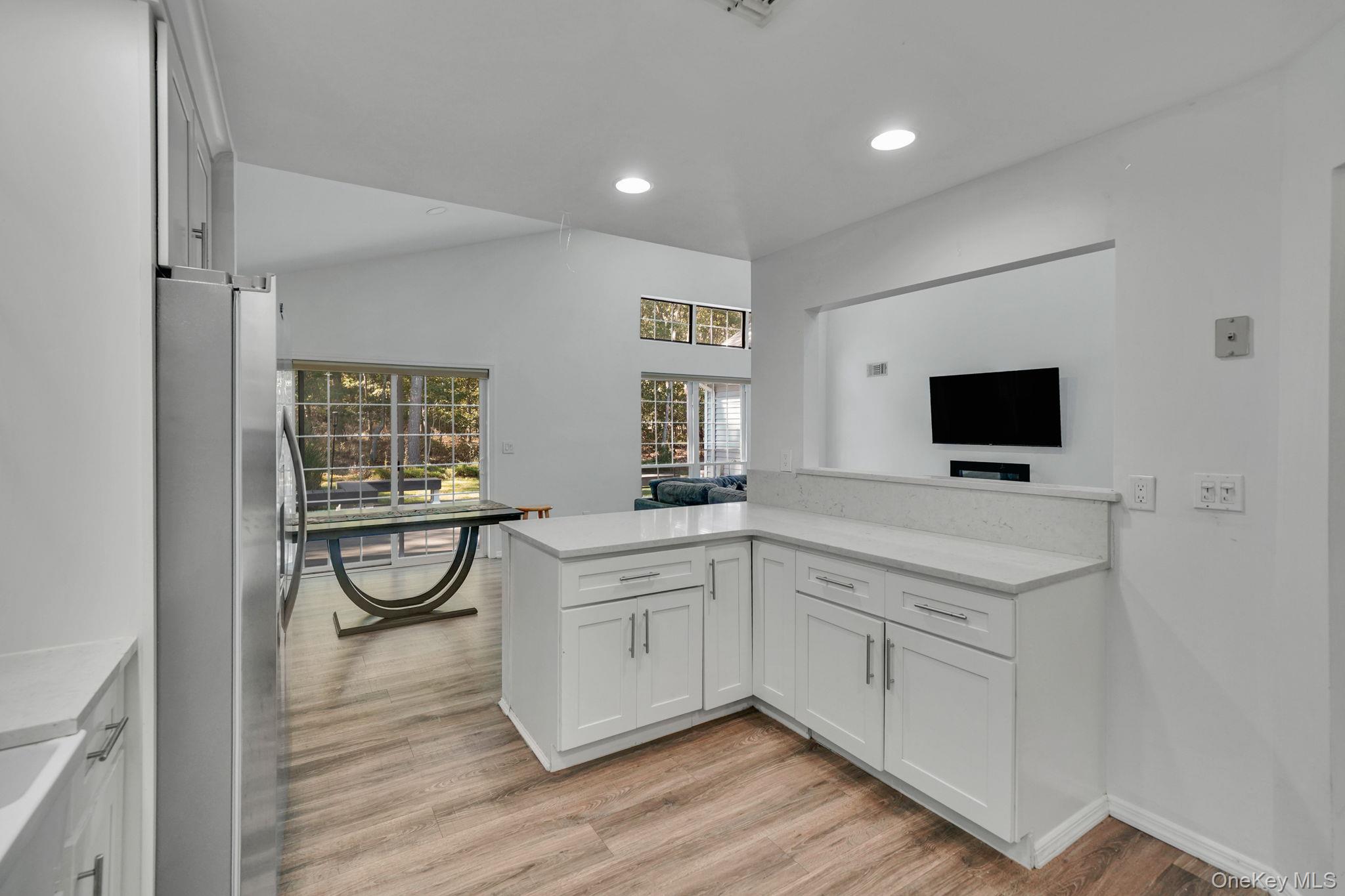 27 Huntingdale Way, Middle Island, NY 11953