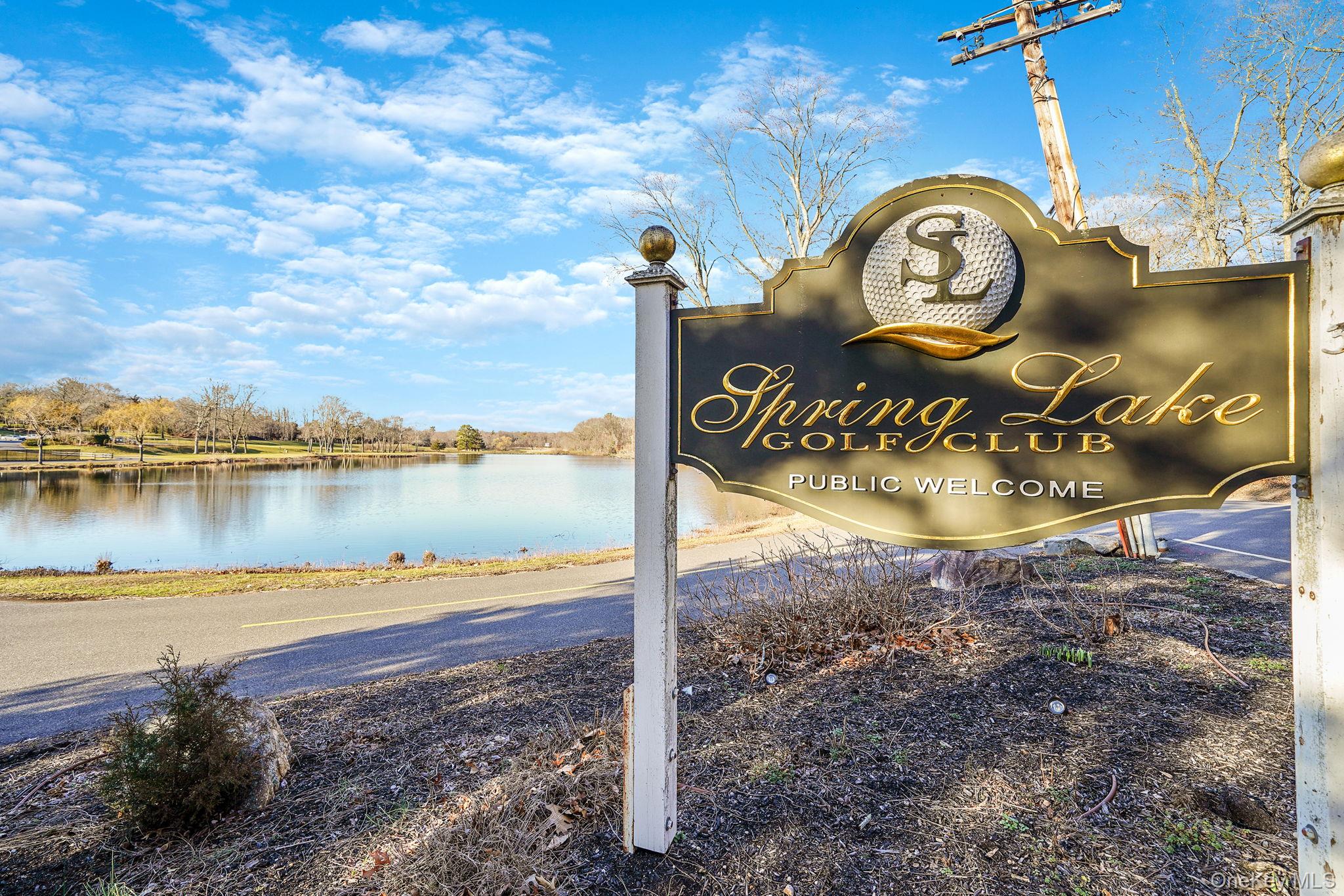 27 Huntingdale Way, Middle Island, NY 11953