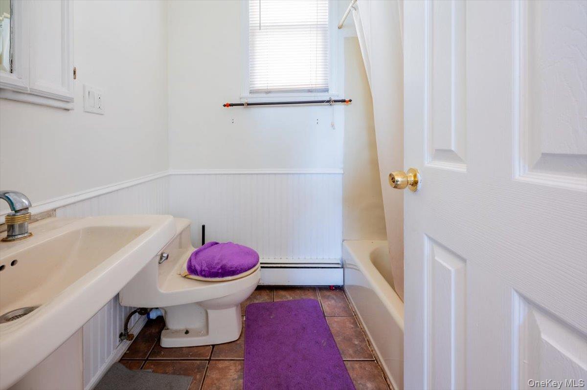 88-19 247 Street, Bellerose, NY 11426