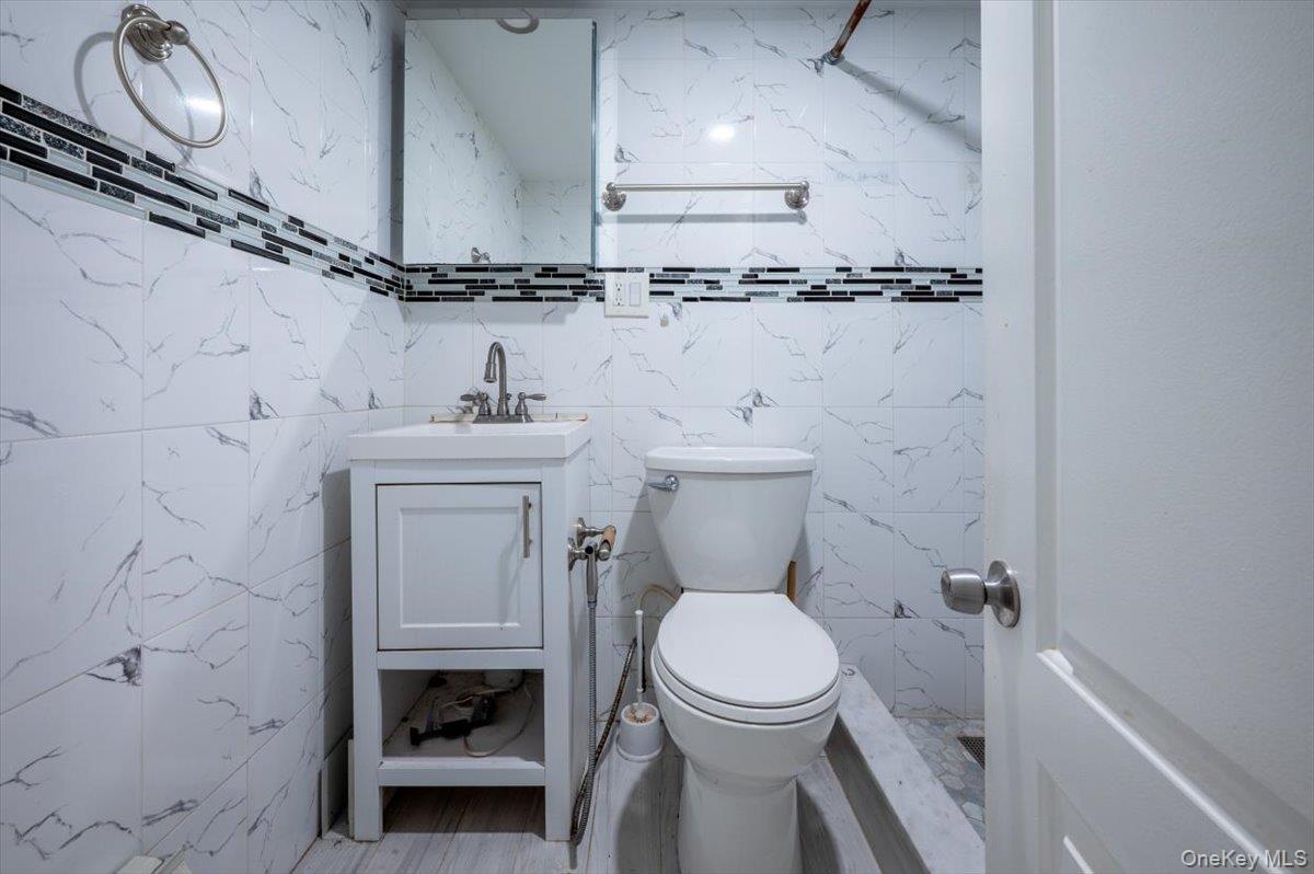 88-19 247 Street, Bellerose, NY 11426