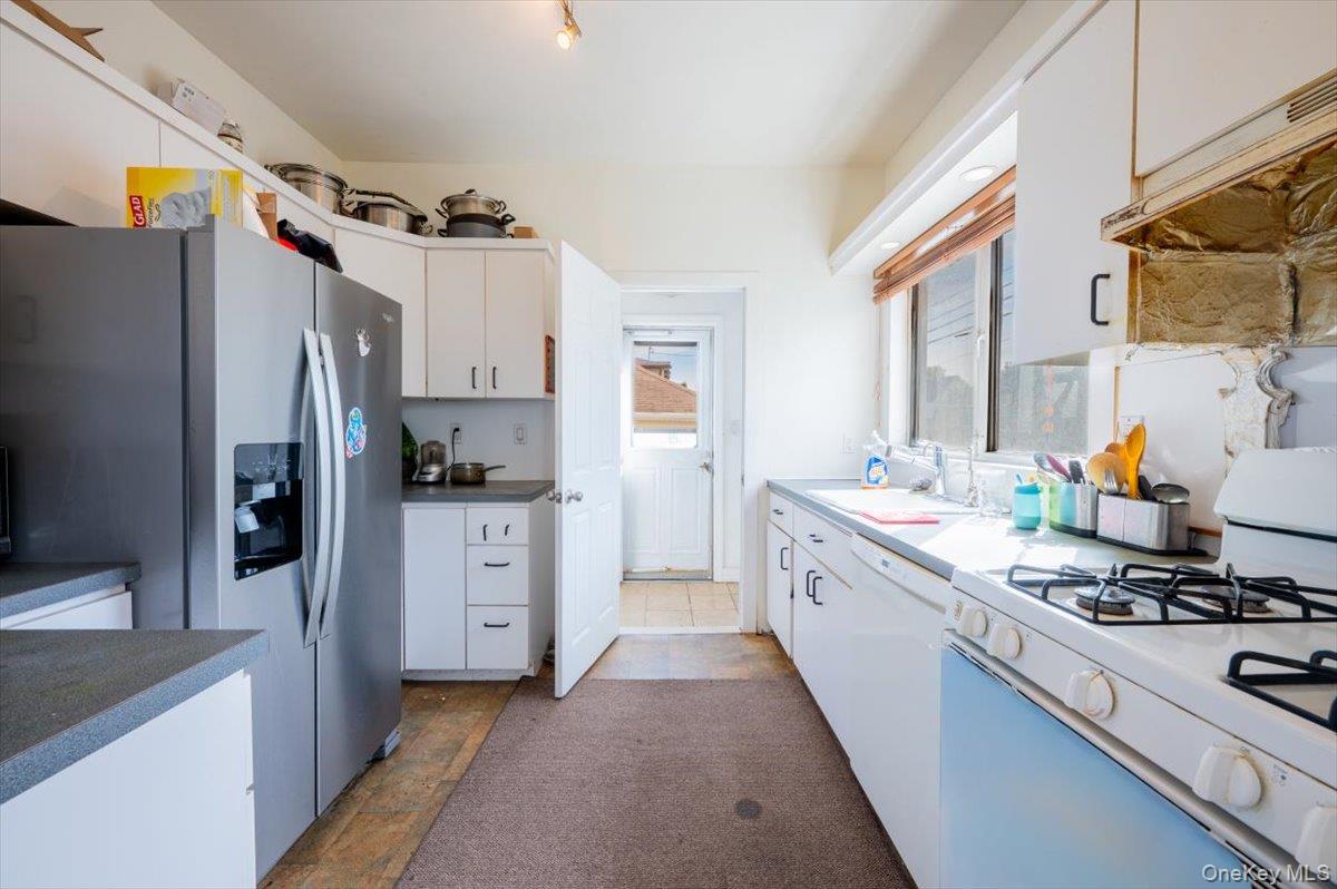 88-19 247 Street, Bellerose, NY 11426