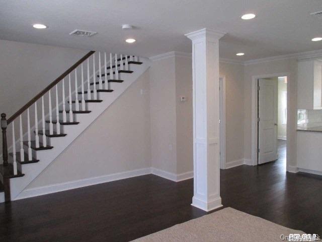 76 Oregon Street, Long Beach, NY 11561