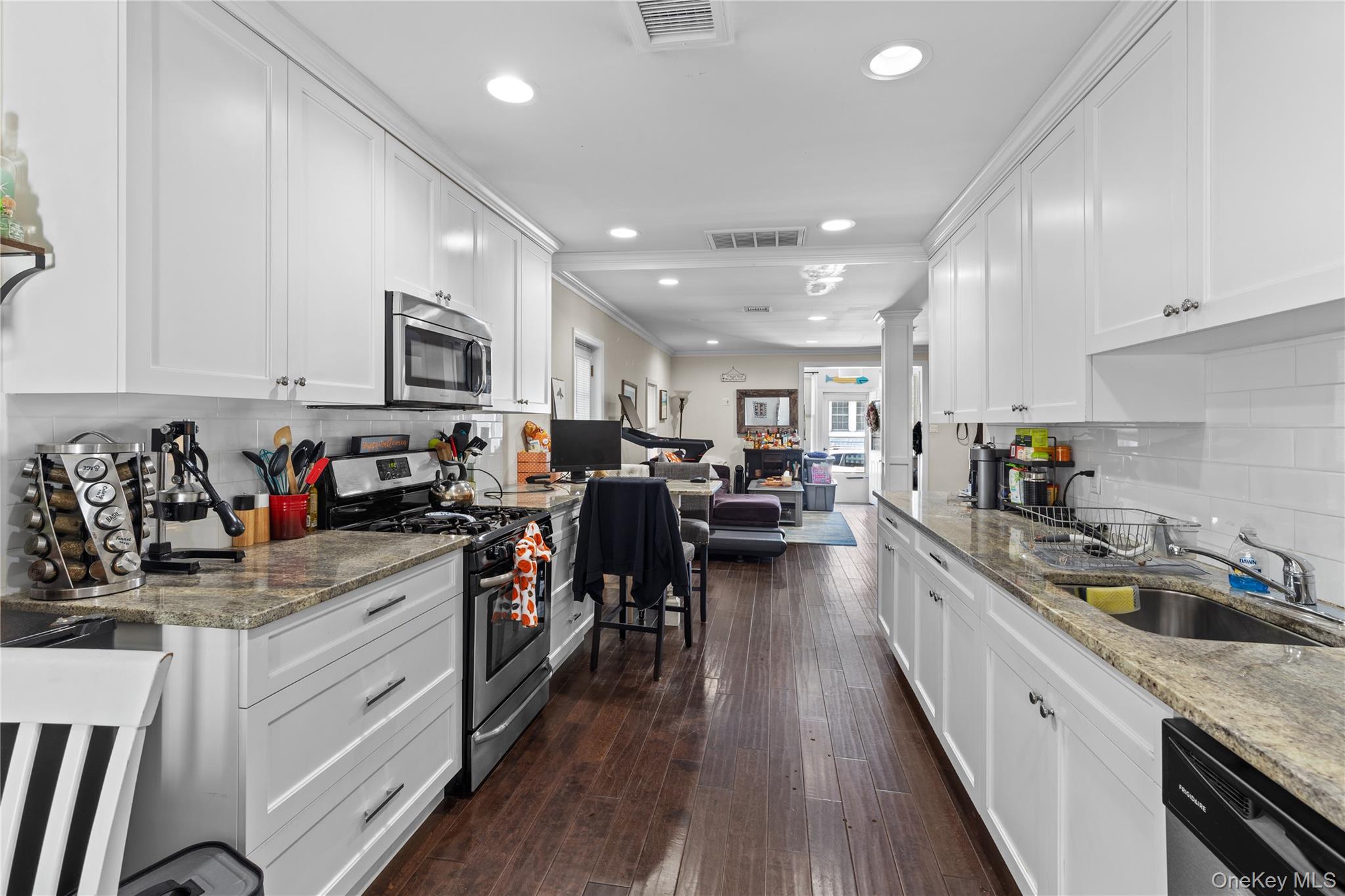 76 Oregon Street, Long Beach, NY 11561