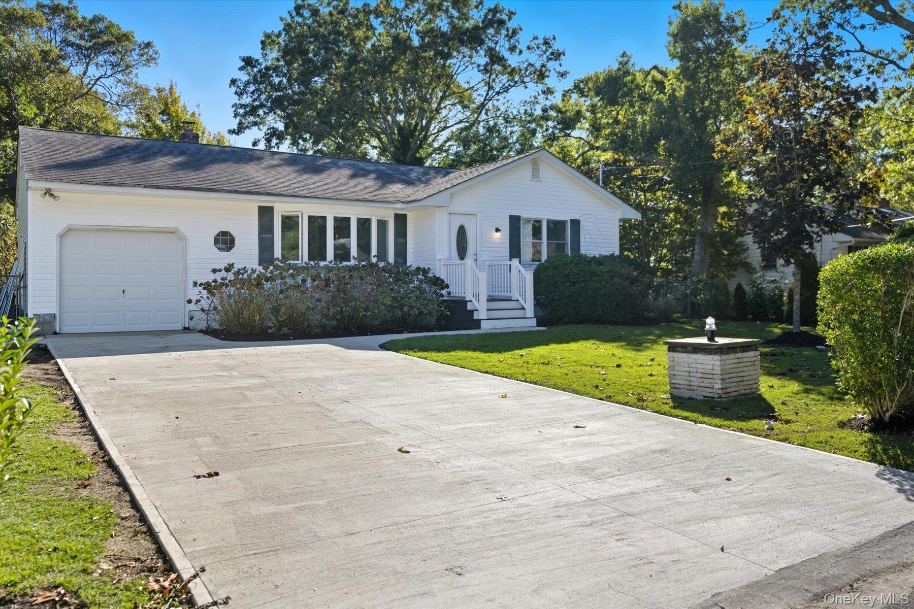 7 Harvard Drive, Hampton Bays, NY 11946