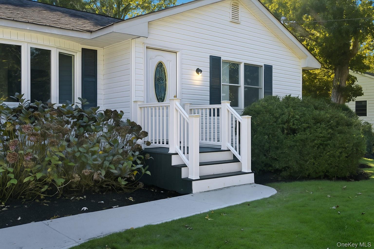 7 Harvard Drive, Hampton Bays, NY 11946