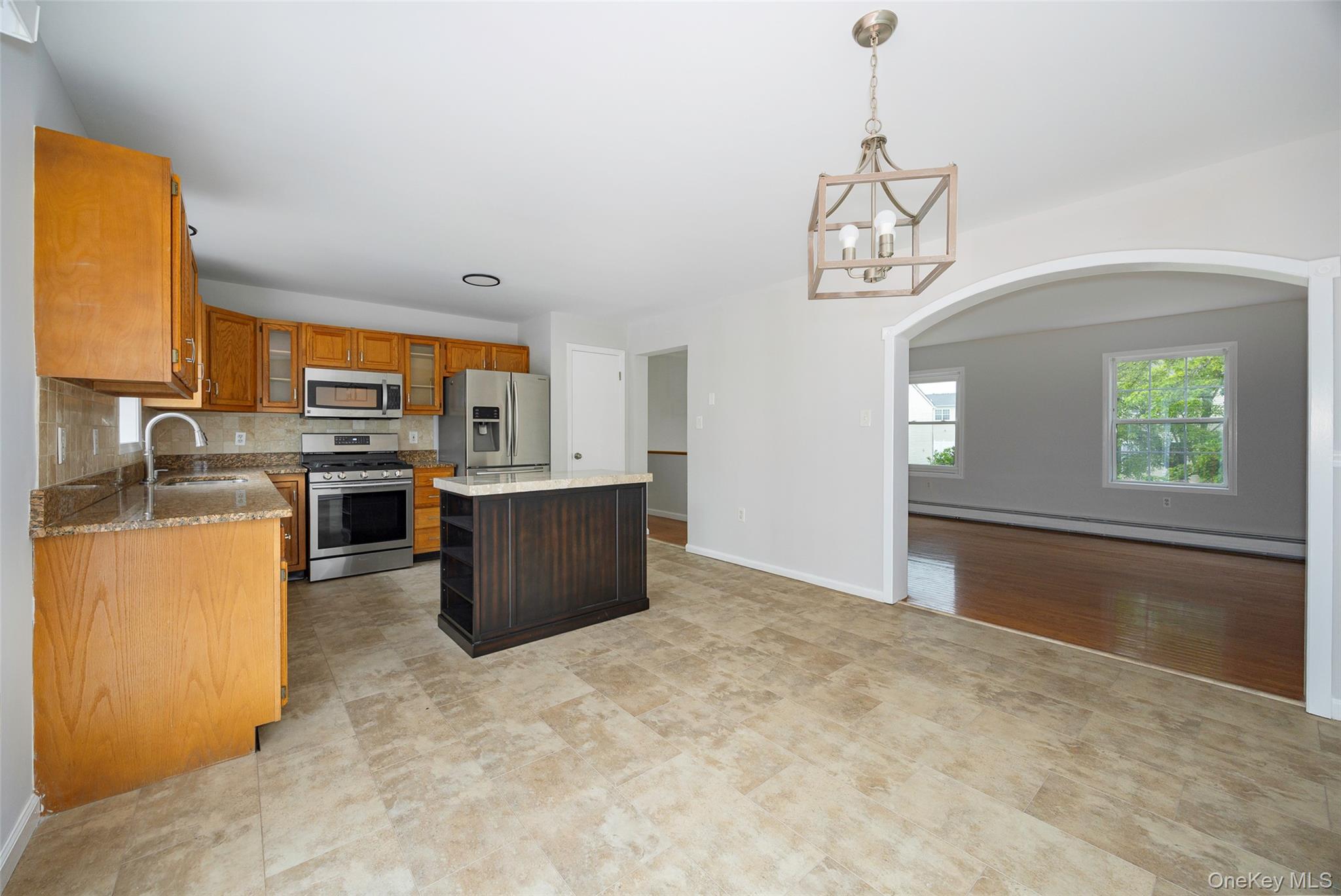 15 Pond Street, Poughkeepsie, NY 12603