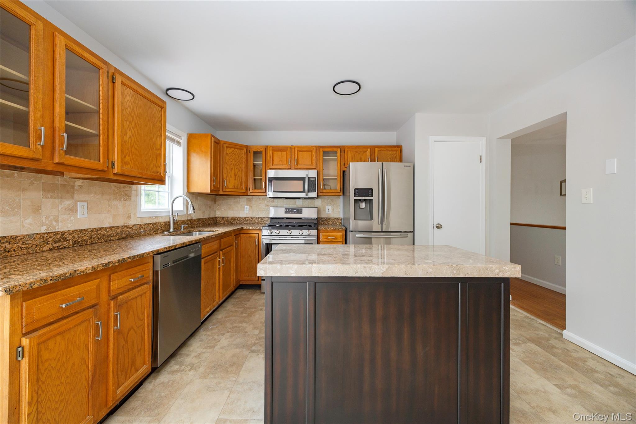 15 Pond Street, Poughkeepsie, NY 12603