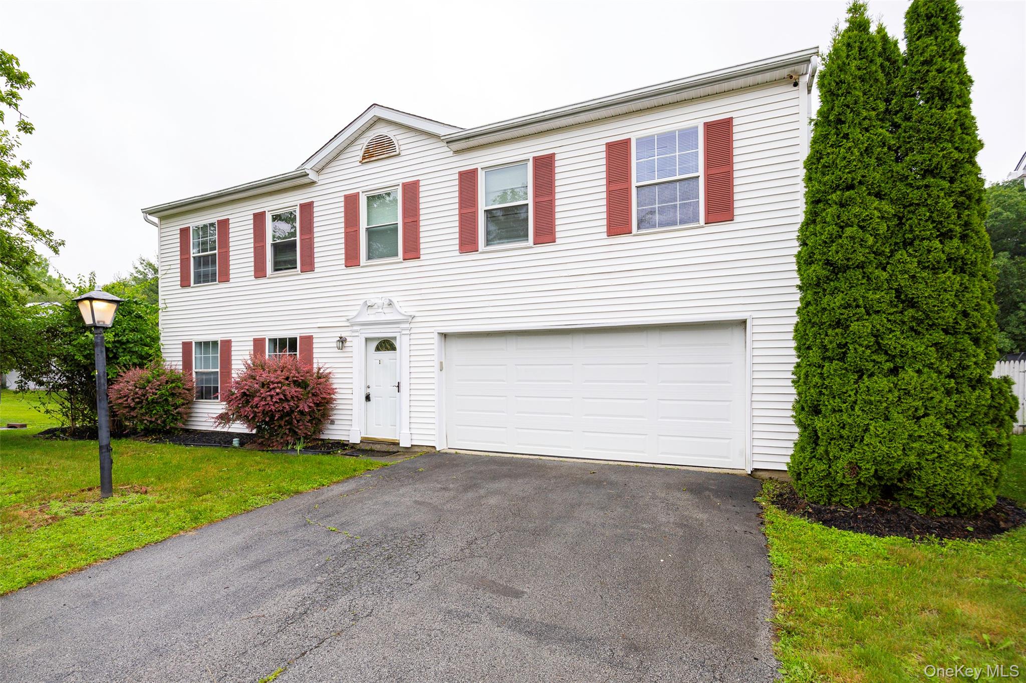 15 Pond Street, Poughkeepsie, NY 12603