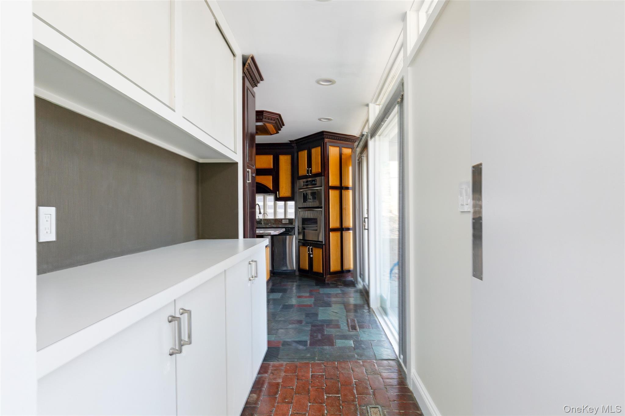 7 Ferris Lane, Poughkeepsie, NY 12601