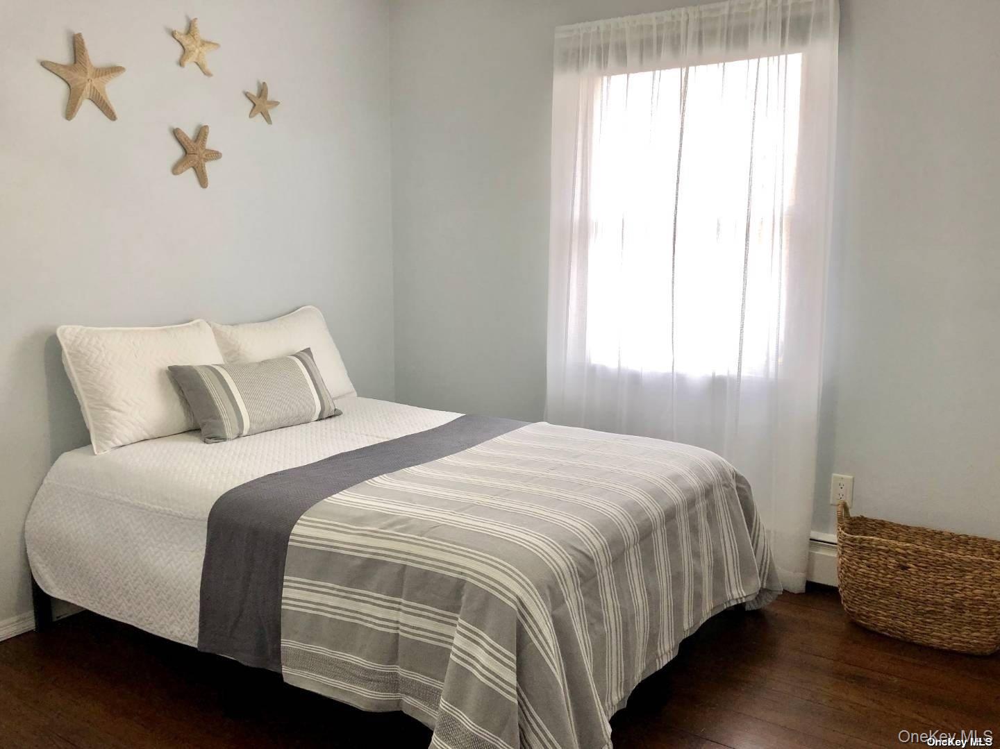 114 Spinney Road, East Quogue, NY 11942