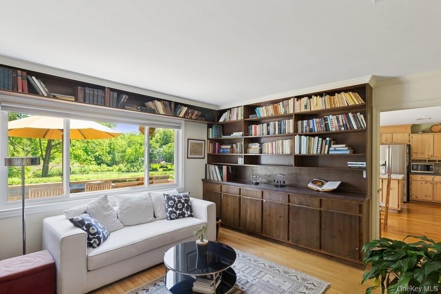 43 Hill Street, Wading River, NY 11792