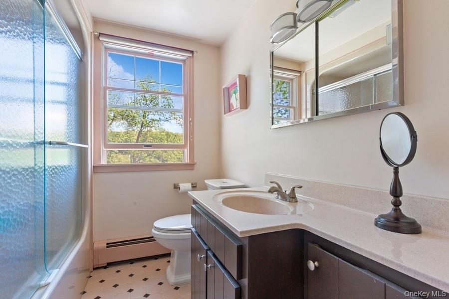 43 Hill Street, Wading River, NY 11792