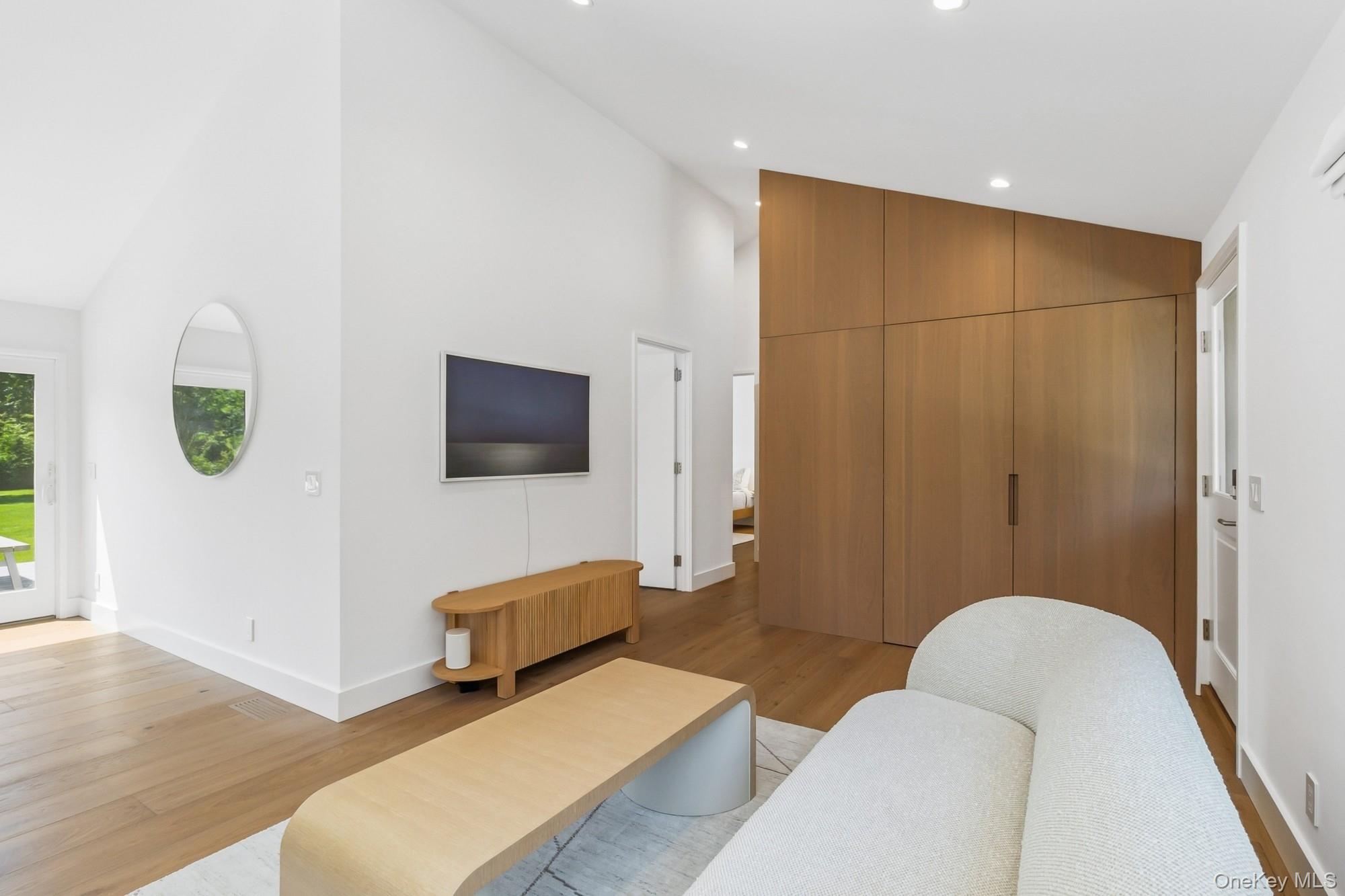 96 Town Lane, East Hampton, NY 11937