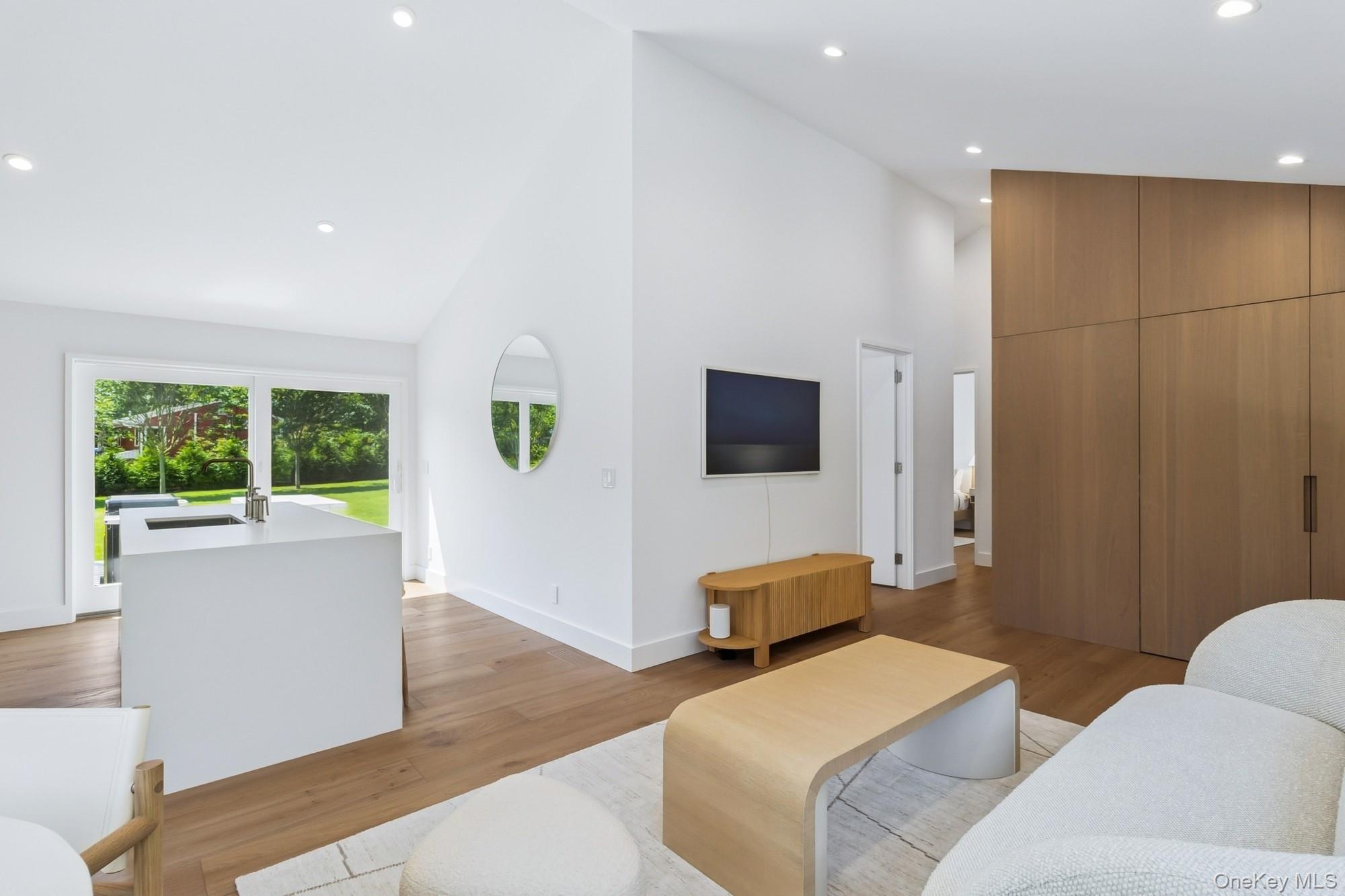 96 Town Lane, East Hampton, NY 11937