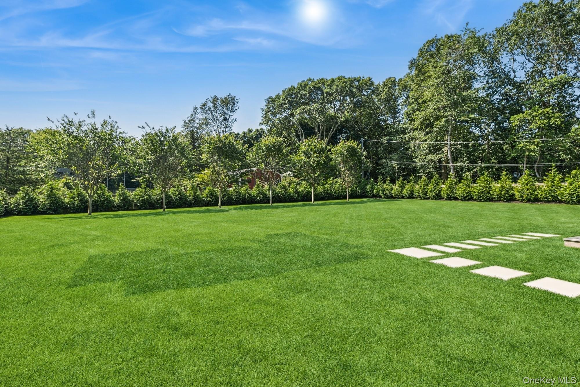 96 Town Lane, East Hampton, NY 11937