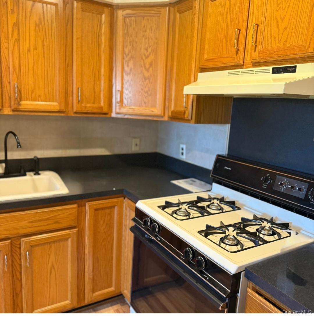 8211 155th Avenue # 9D, Howard Beach, NY 11414