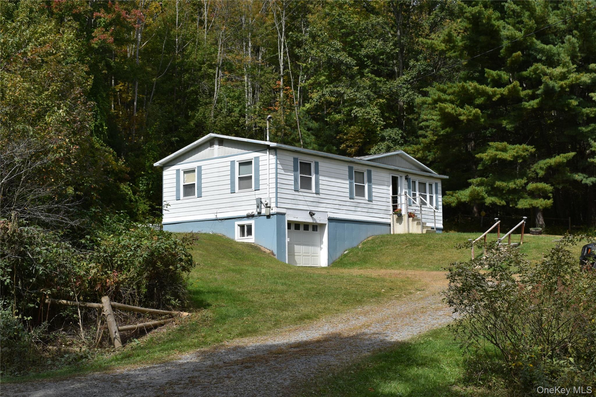 205 Middle Road, Austerlitz, NY 12017