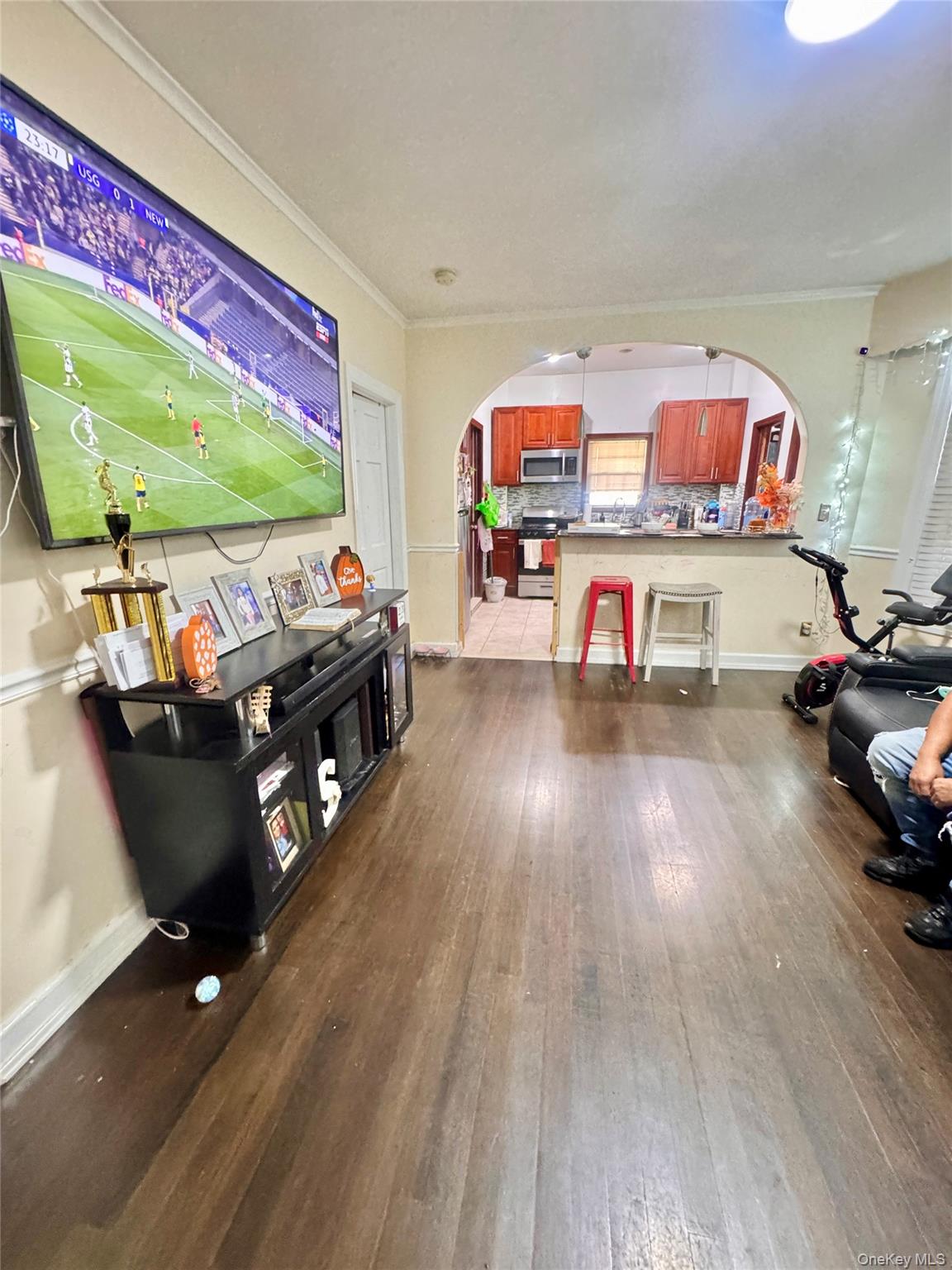 85-05 91 St, Woodhaven, NY 11421