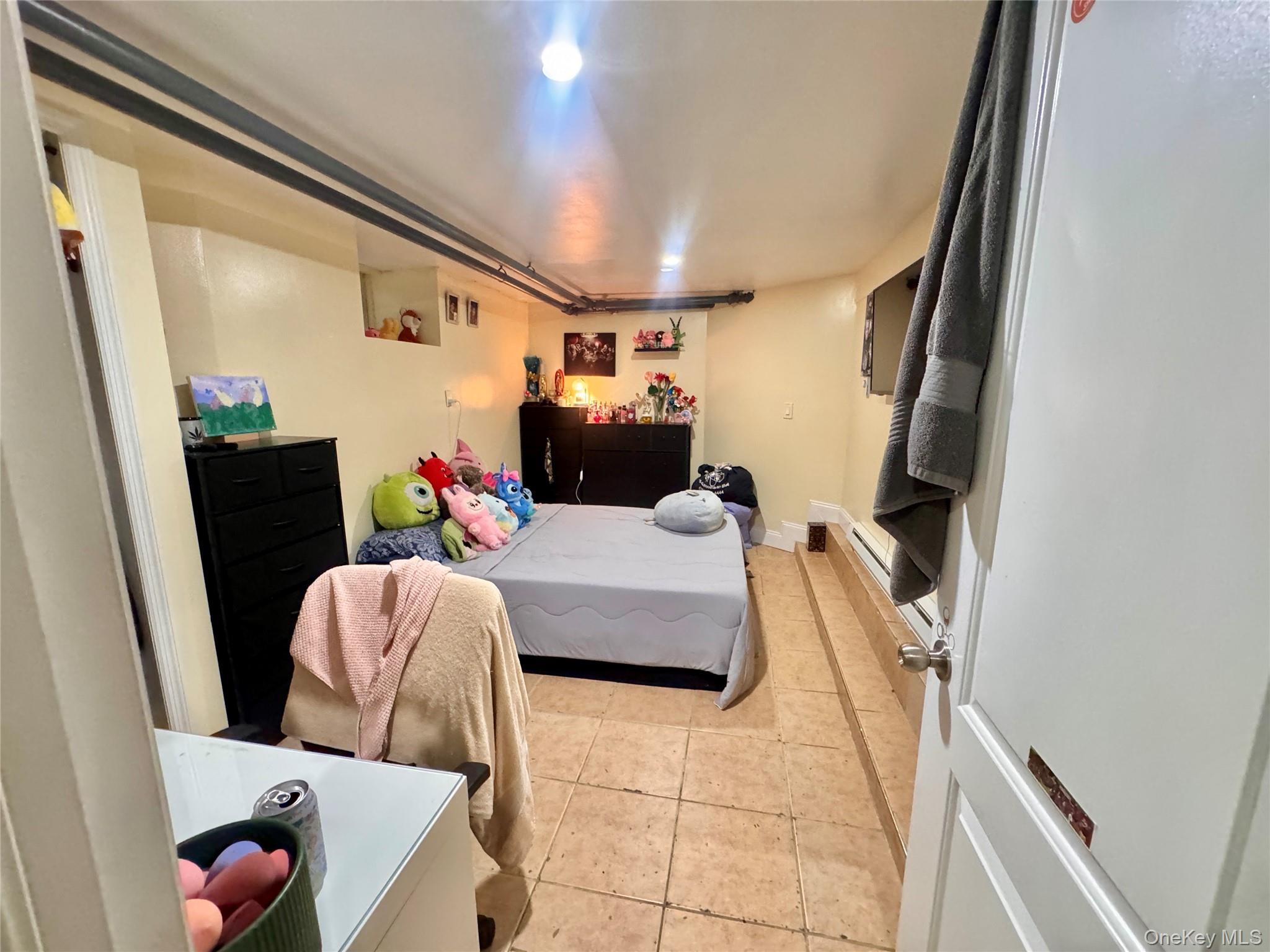 85-05 91 St, Woodhaven, NY 11421