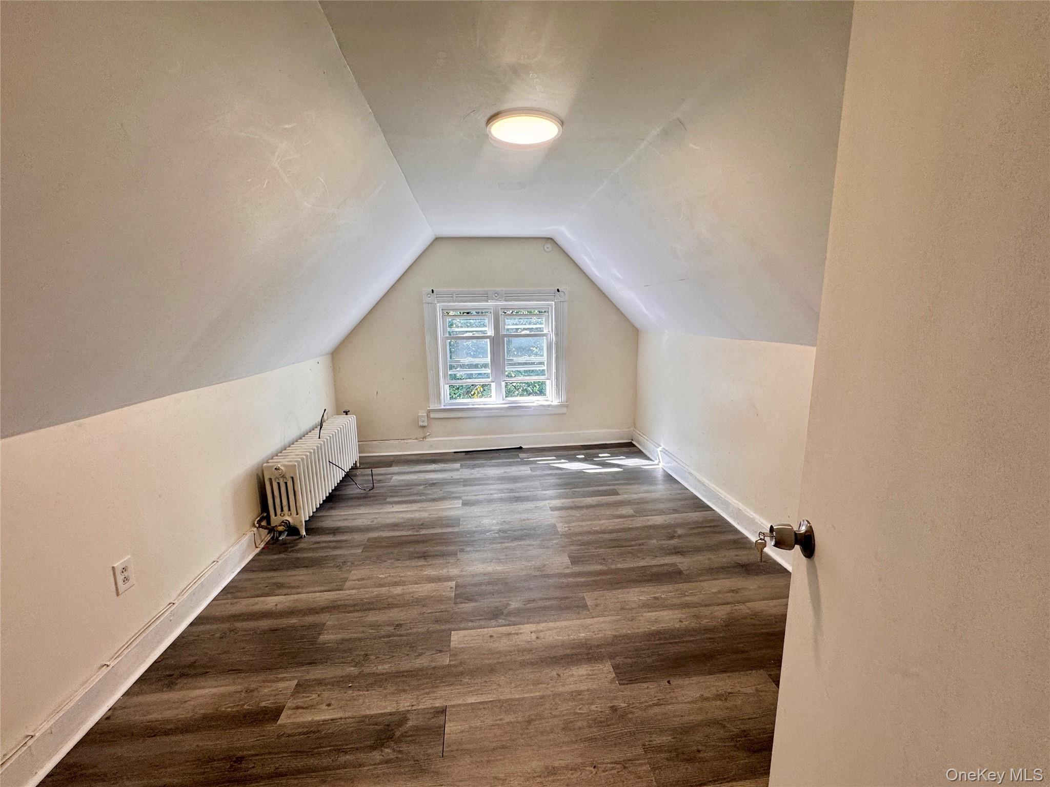 85-05 91 St, Woodhaven, NY 11421