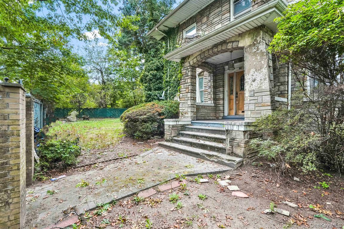 81-26 Austin Street, Kew Gardens, NY