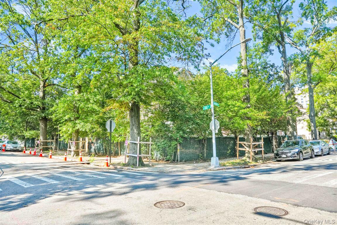 81-26 Austin Street, Kew Gardens, NY