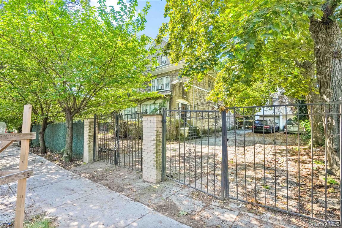 81-26 Austin Street, Kew Gardens, NY