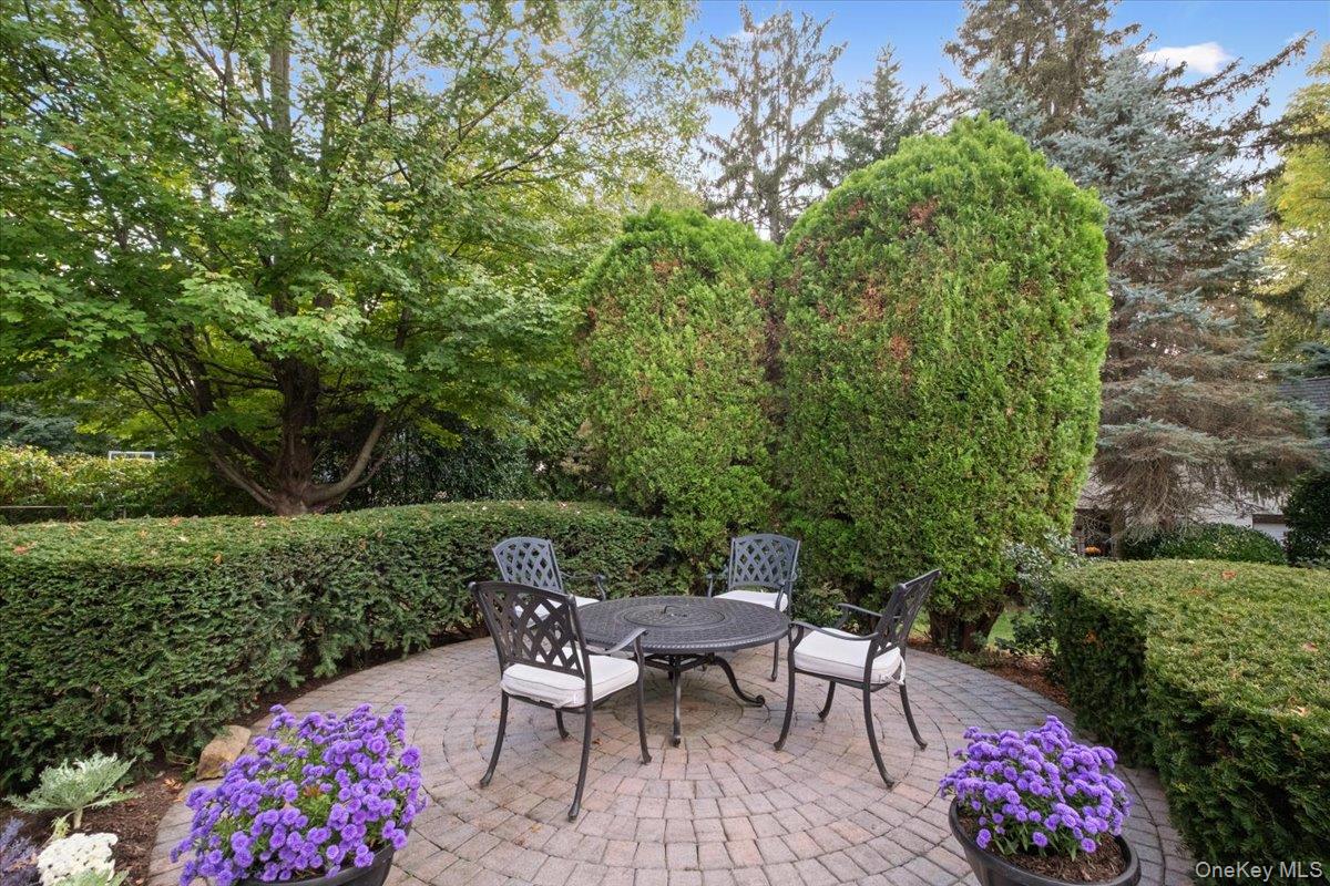 150 Lovell Road, New Rochelle, NY 10804