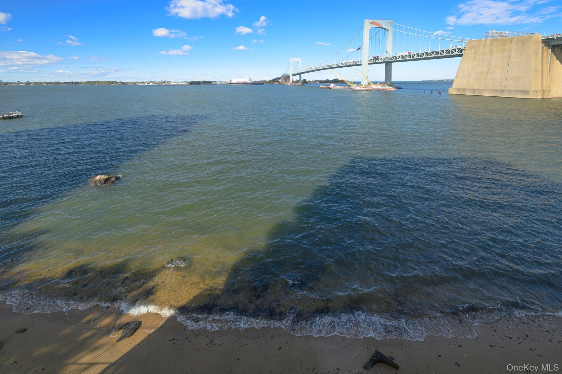 166-41 Powells Cove Boulevard # 4C, Beechhurst, NY 11357