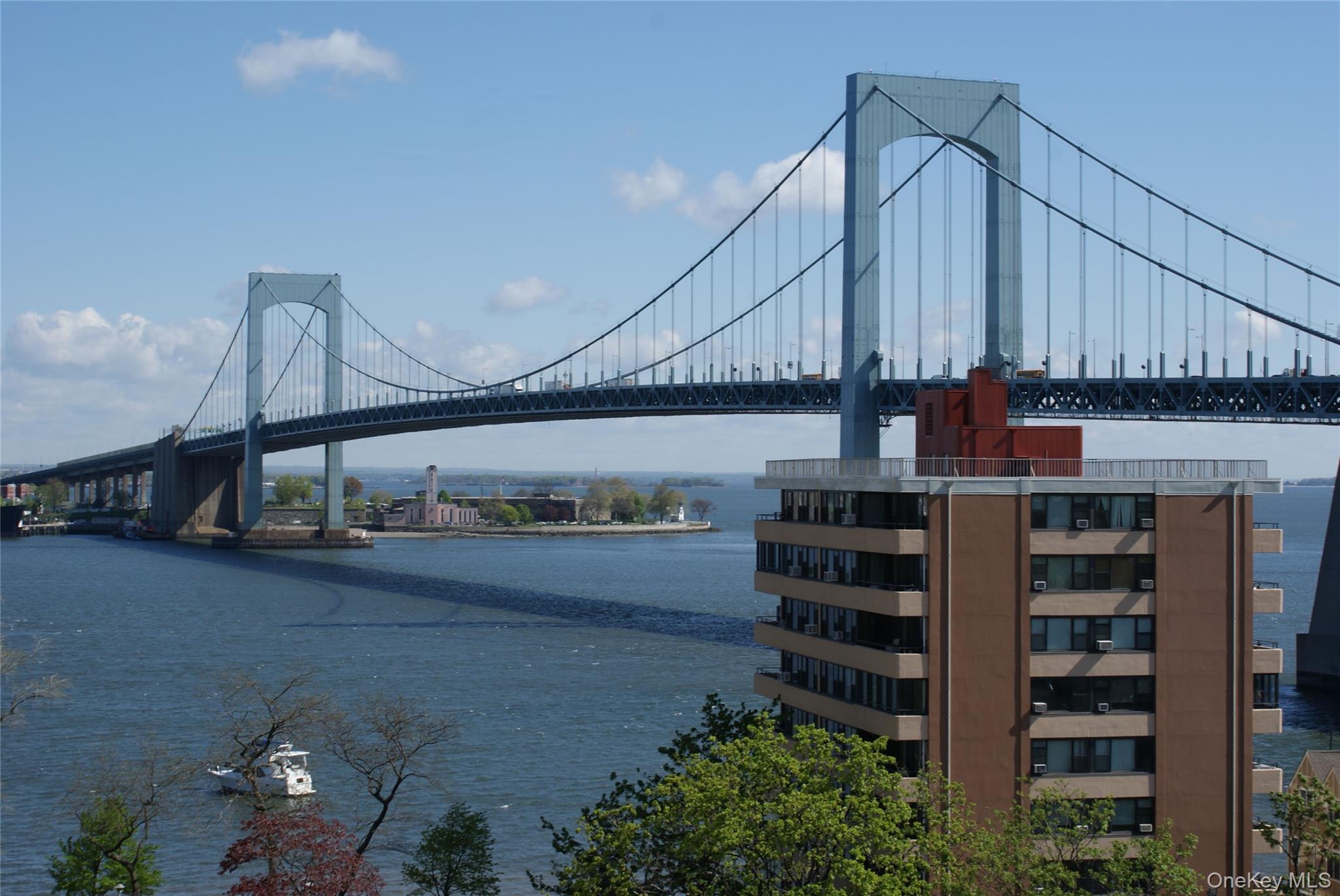 166-41 Powells Cove Boulevard # 4C, Beechhurst, NY 11357