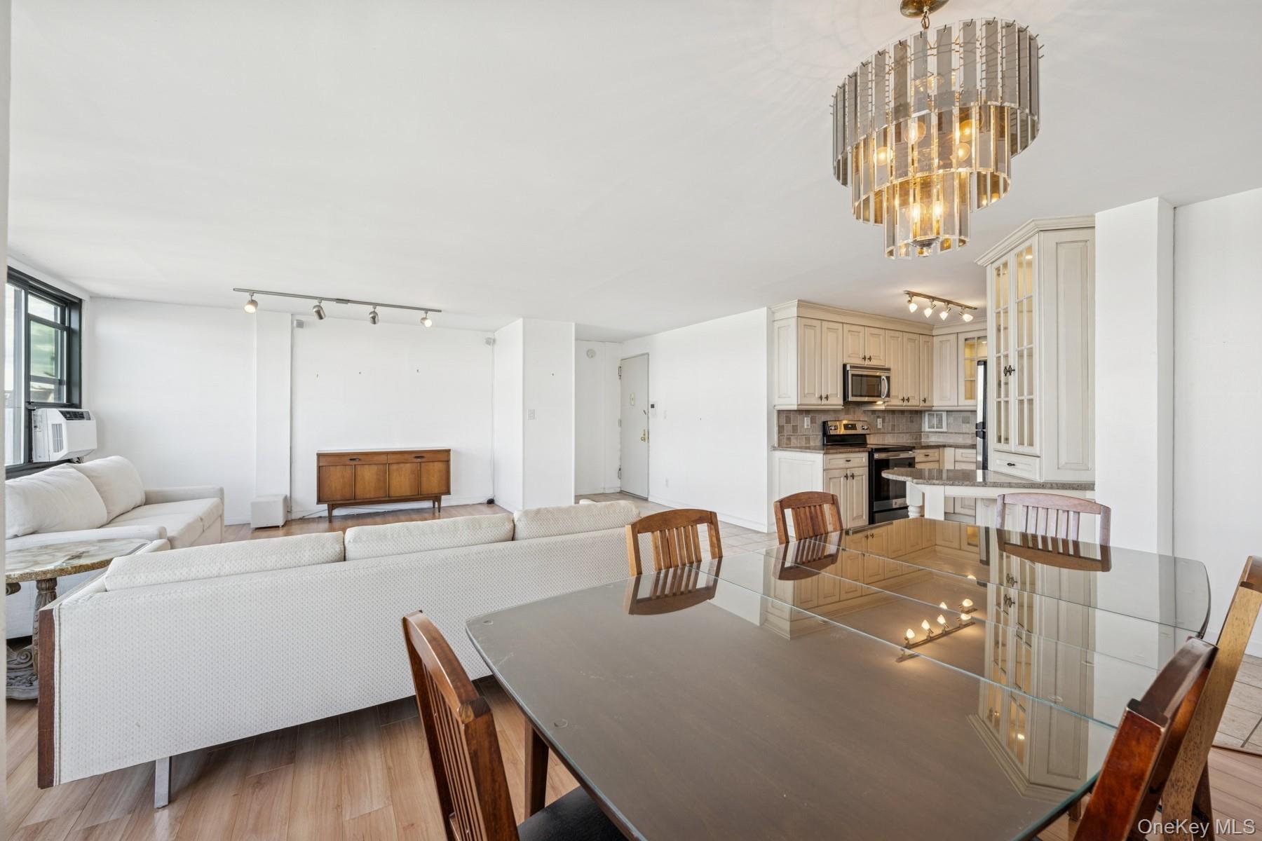 166-41 Powells Cove Boulevard # 4C, Beechhurst, NY 11357