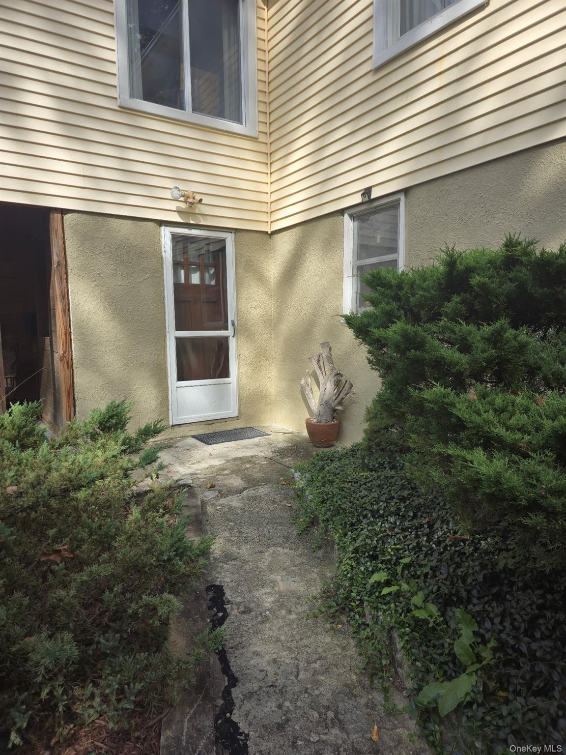 1645 Amazon Road # 1645, Mohegan Lake, NY 10547