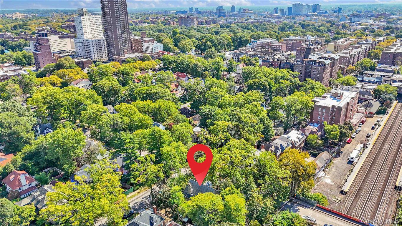 81-26 Austin Street, Kew Gardens, NY 11415