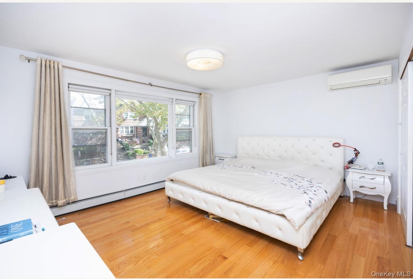 5224 66th Street, Maspeth, NY 11378