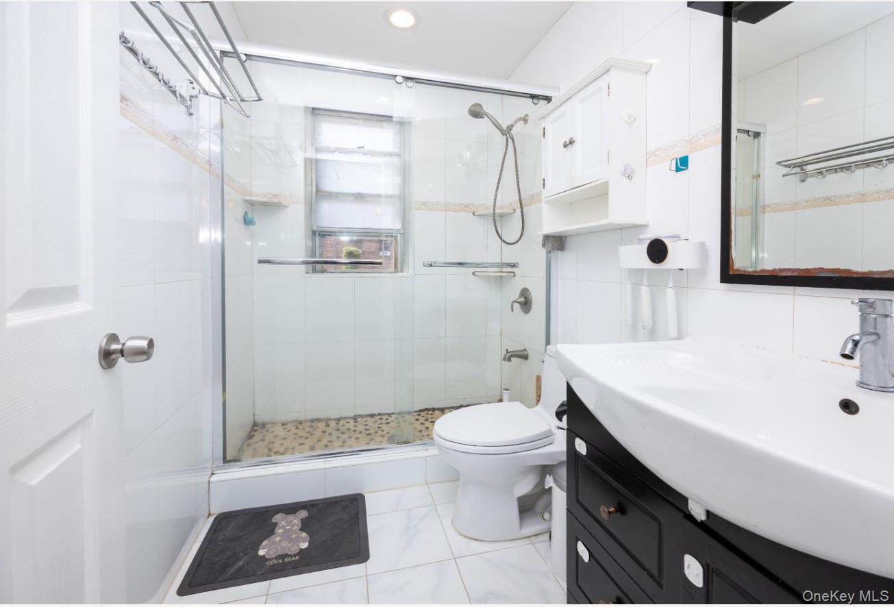 5224 66th Street, Maspeth, NY 11378