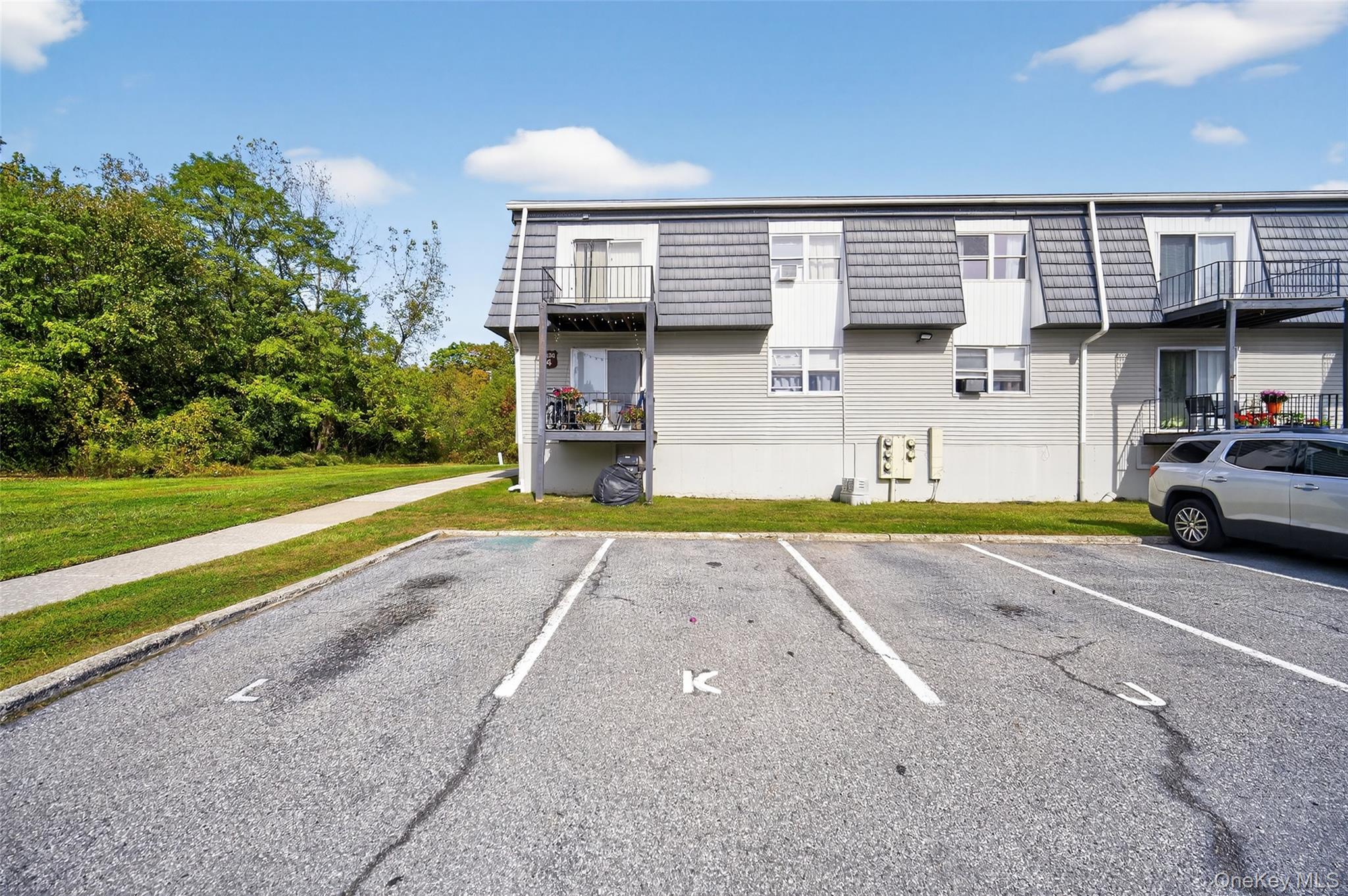 4 White Gate Road # K, Wappingers Falls, NY 12590