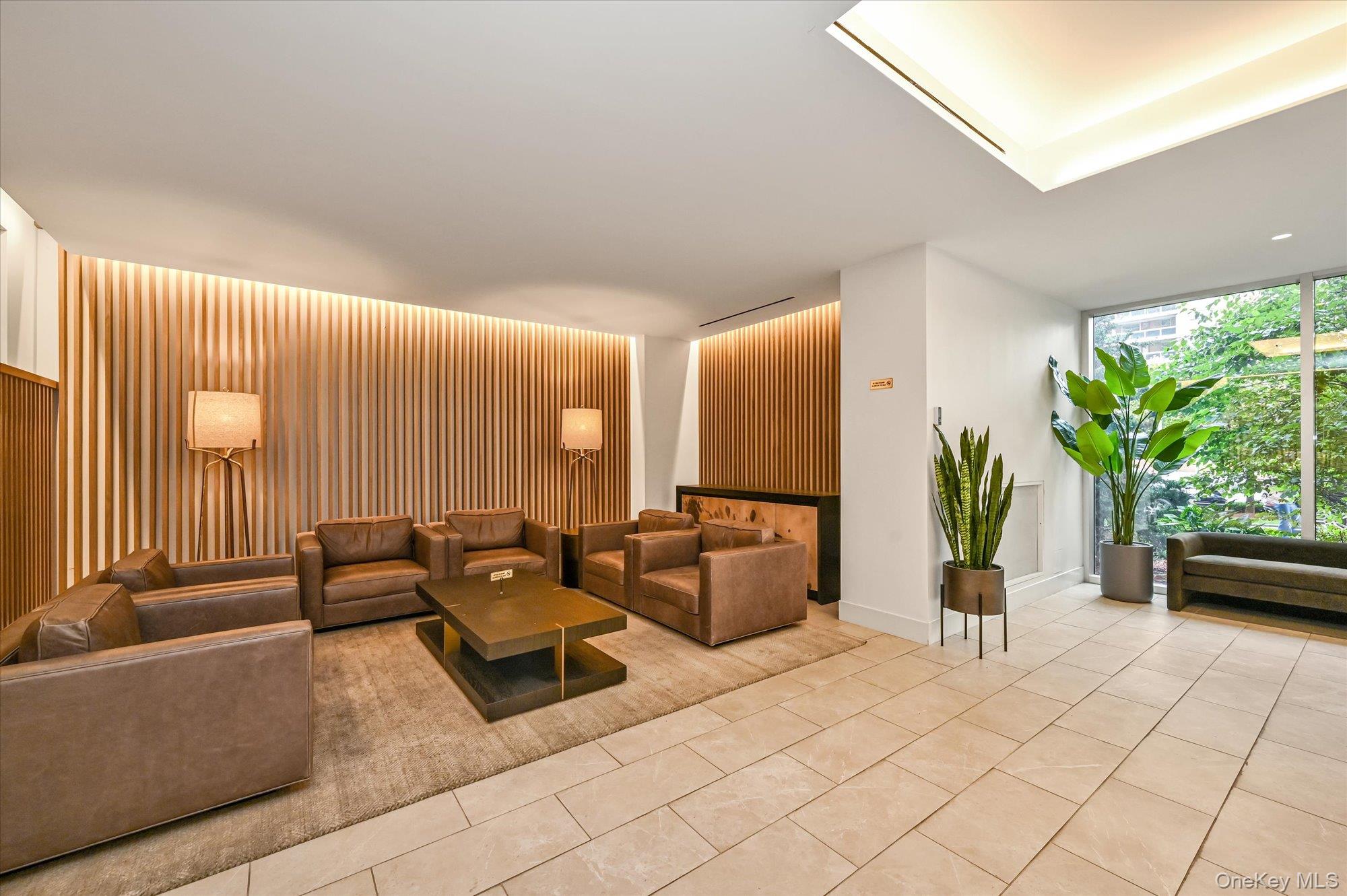 70-25 yellowstone Boulevard # 14m, Forest Hills, NY 11375