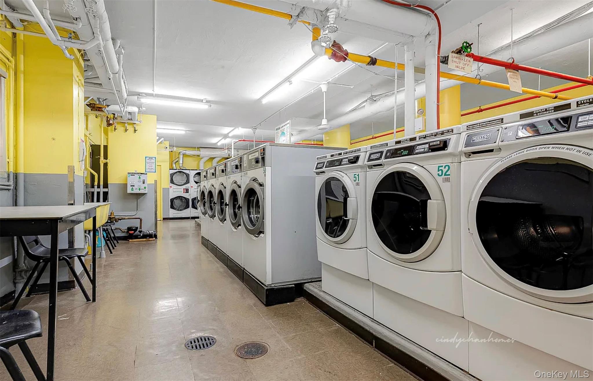 70-25 yellowstone Boulevard # 14m, Forest Hills, NY 11375