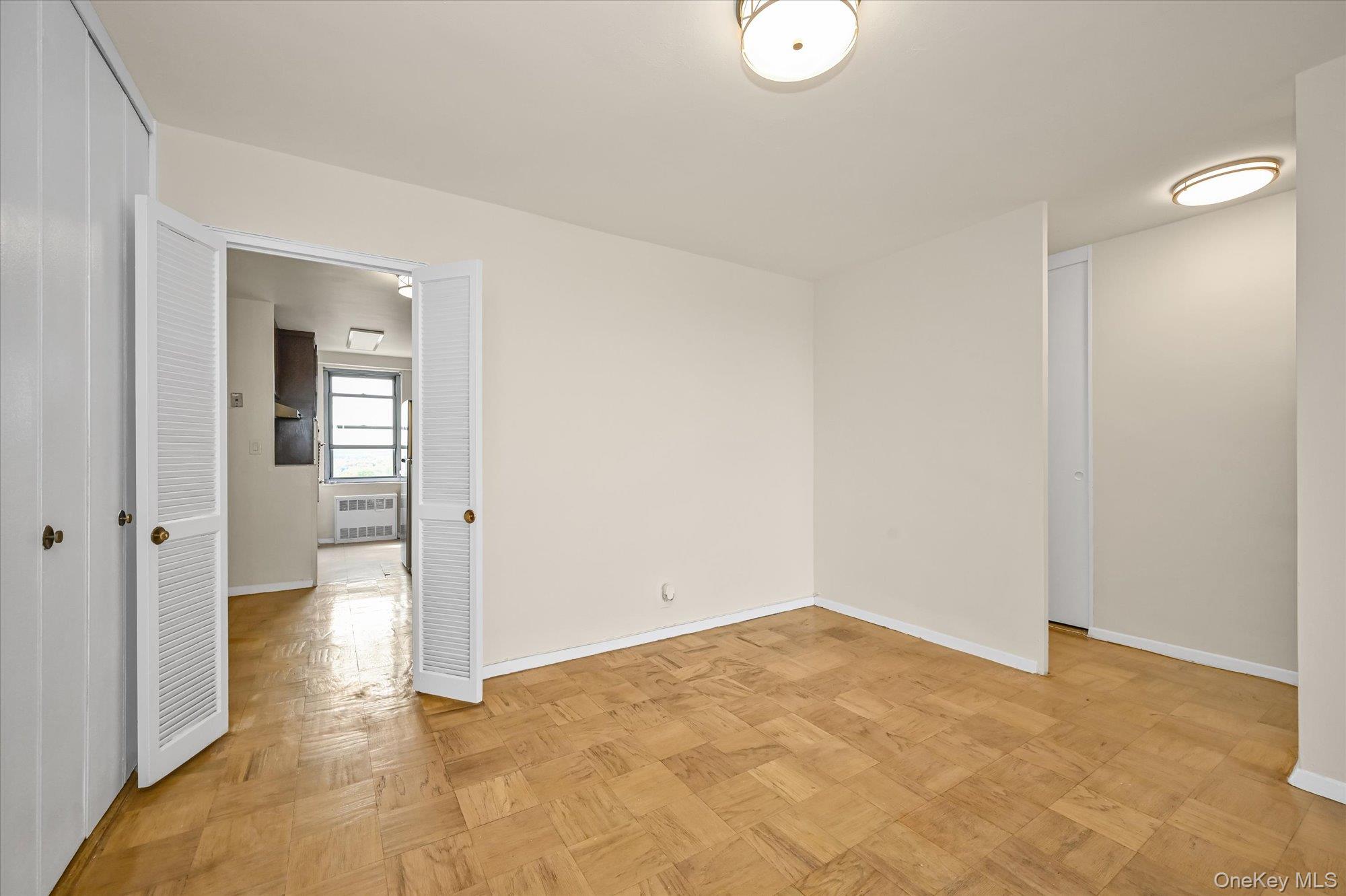 70-25 yellowstone Boulevard # 14m, Forest Hills, NY 11375