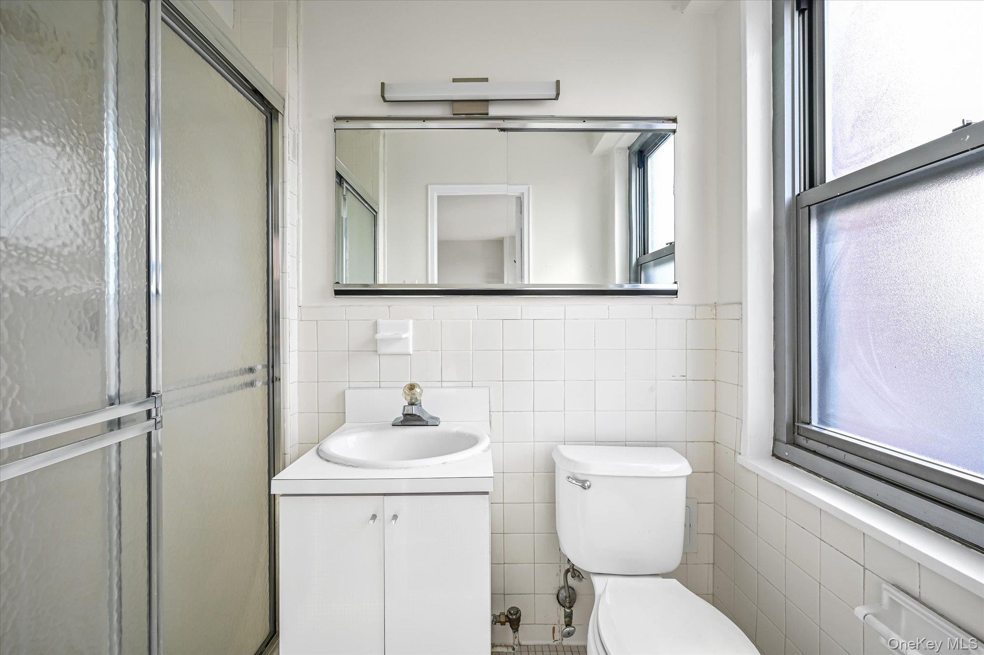 70-25 yellowstone Boulevard # 14m, Forest Hills, NY 11375