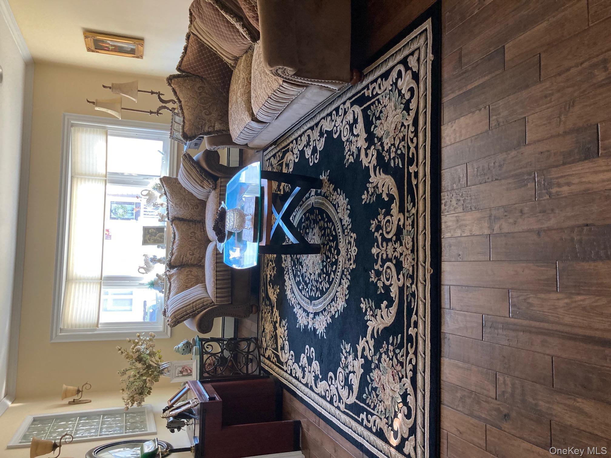 87 Armour Street, Long Beach, NY 11561