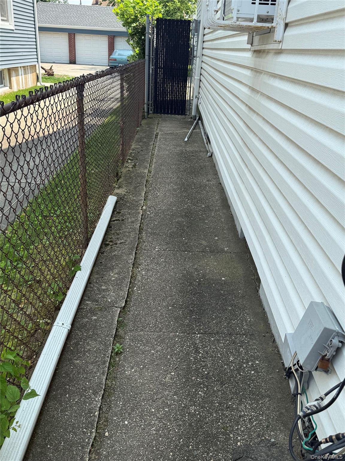 10219 213th Street, Queens Village, NY 11429