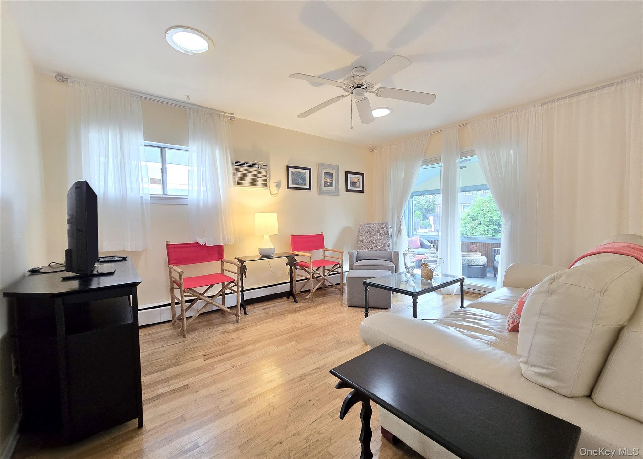 30 E Bedell Street, Freeport, NY 11520