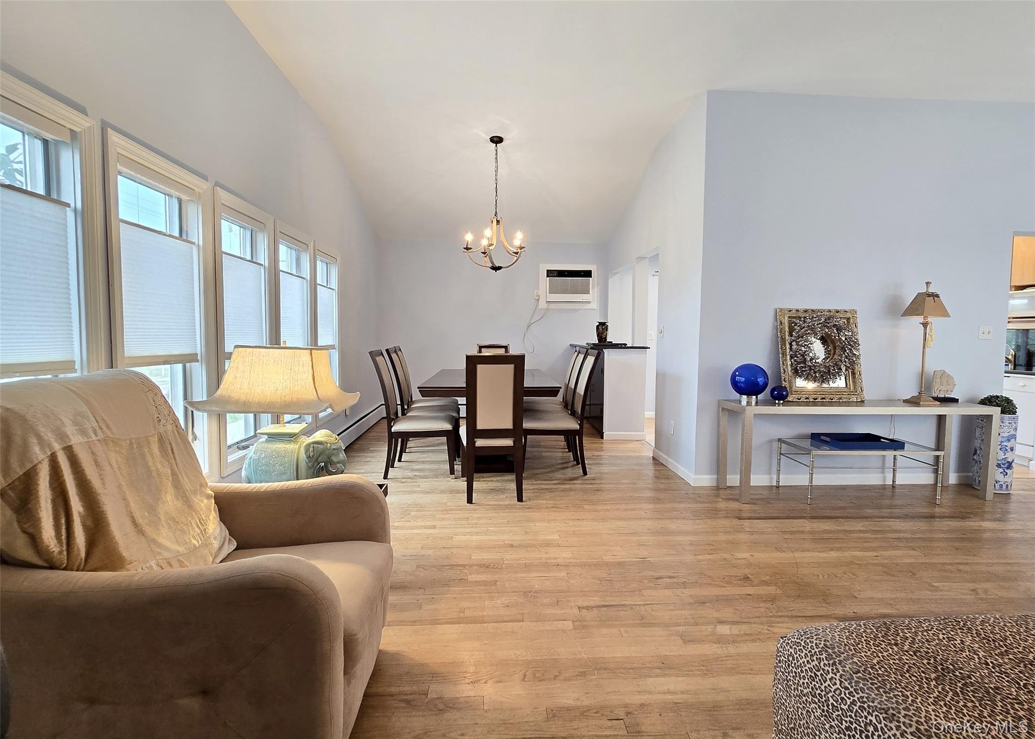 30 E Bedell Street, Freeport, NY 11520