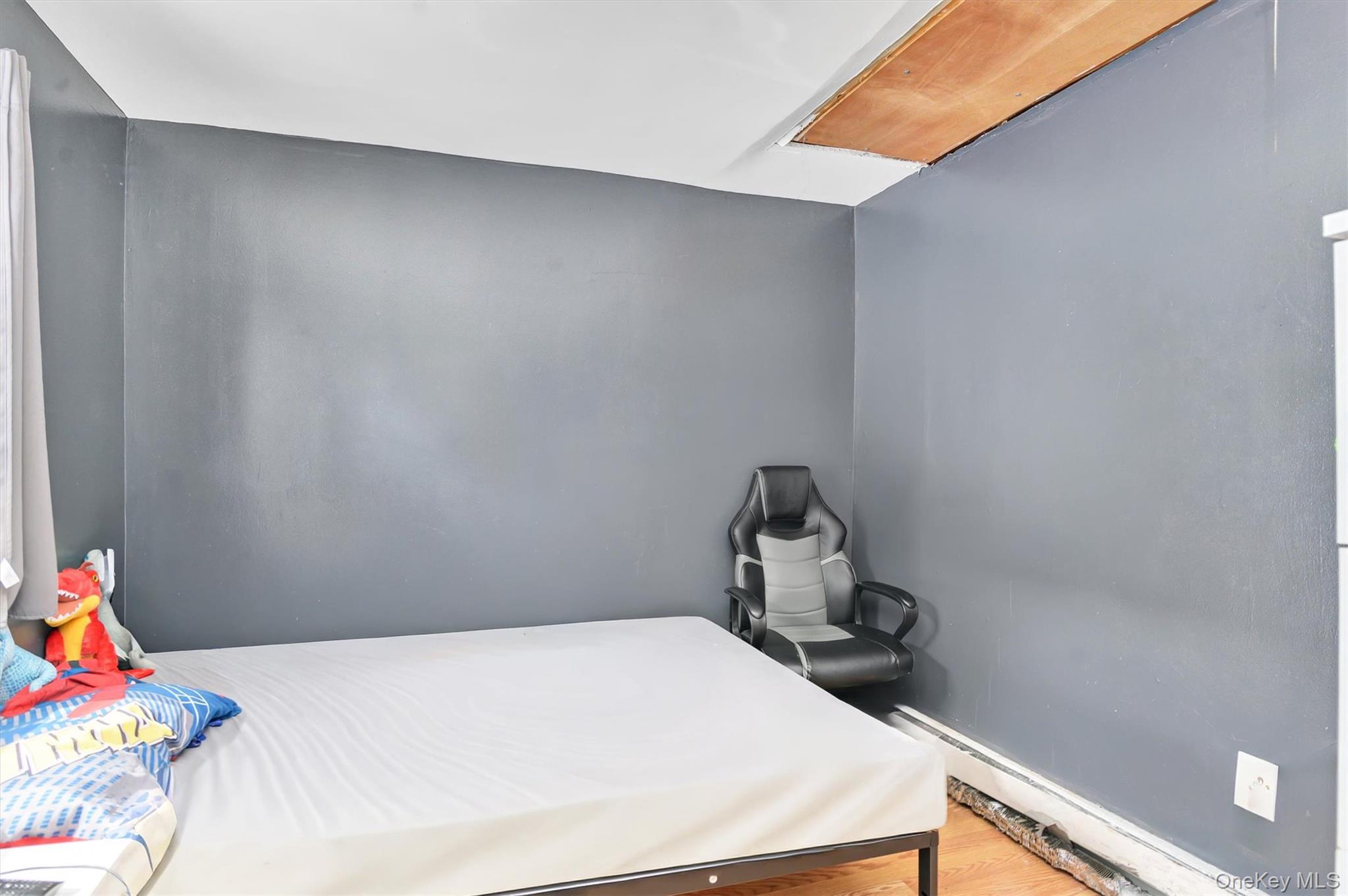 196 S Franklin Street, Hempstead, NY 11550