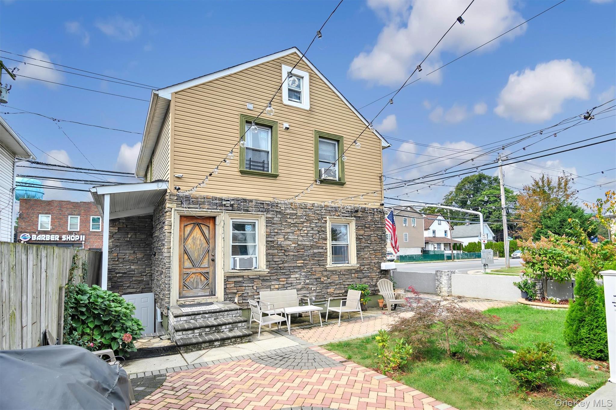 196 S Franklin Street, Hempstead, NY 11550